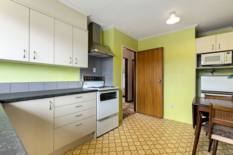 Photo of property in 2a Mallett Place, Halswell, Christchurch, 8025