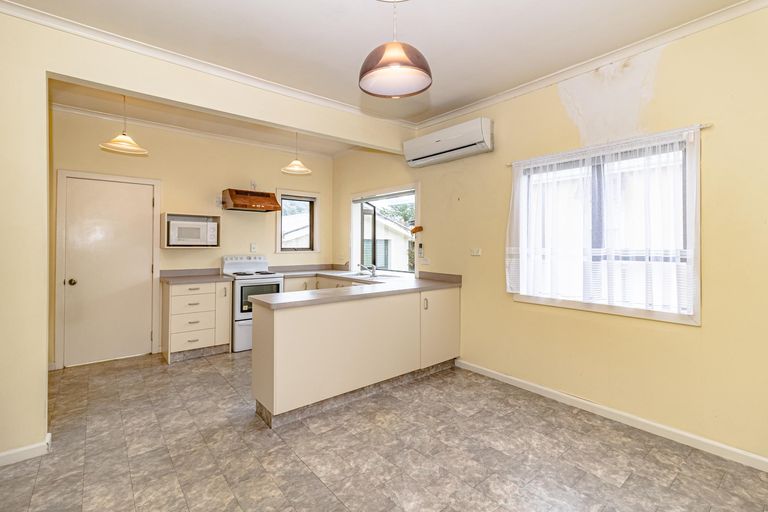 Photo of property in 7 George Street, Aramoho, Whanganui, 4500