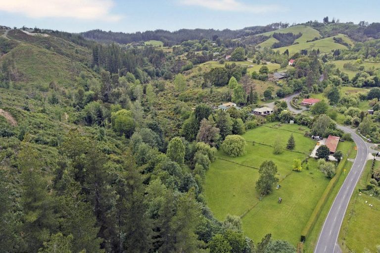 Photo of property in 916 Waiwhero Road, Ngatimoti, Motueka, 7196
