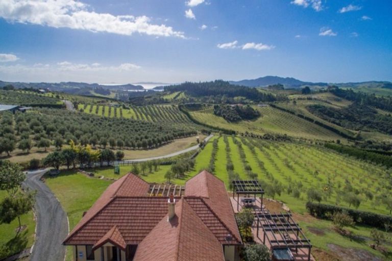 Photo of property in 30 Leccino Valley Road, Mangonui, 0494