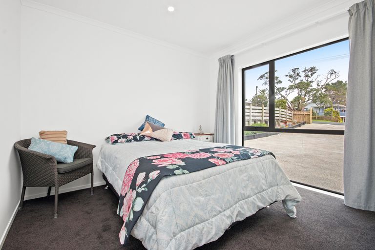 Photo of property in 2630 Awhitu Road, Awhitu, Waiuku, 2684