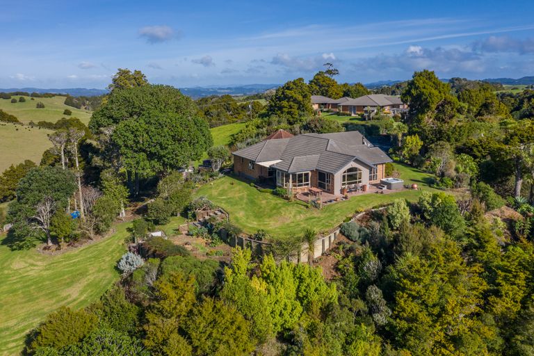 Photo of property in 206 Te Toiroa Road, Ngunguru, Whangarei, 0173