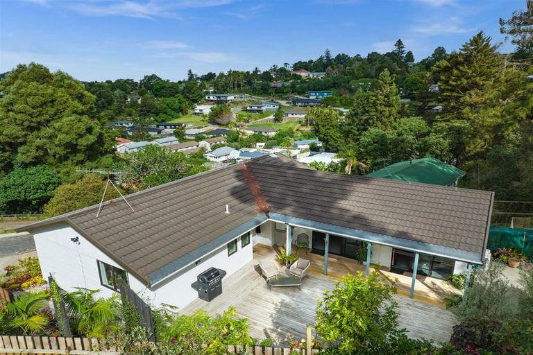 Photo of property in 3 Redwood Rise, Horahora, Whangarei, 0110