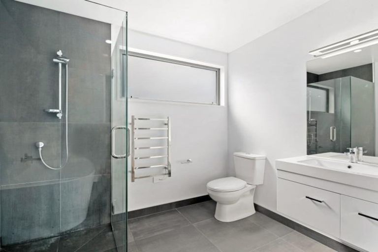 Photo of property in 26 Obelisk Street, Wanaka, 9305