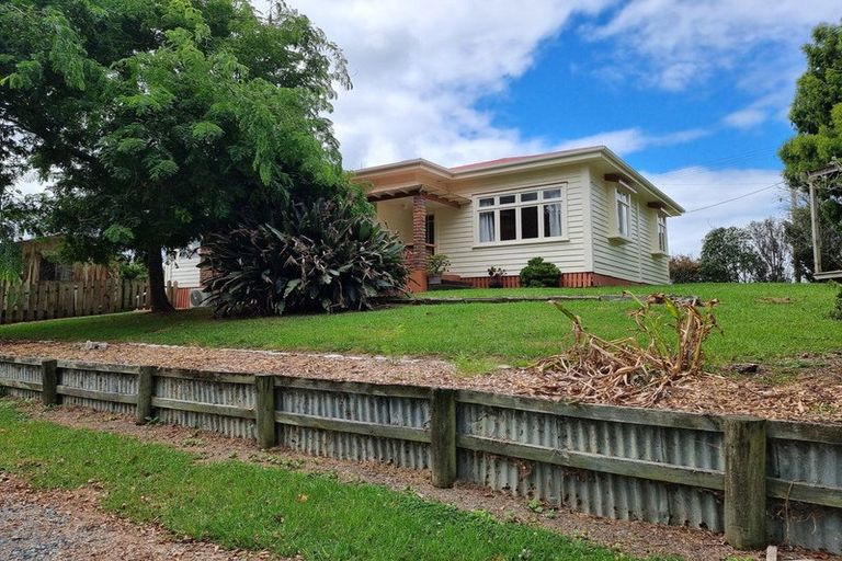 Photo of property in 437 South Road, Waipu, 0582