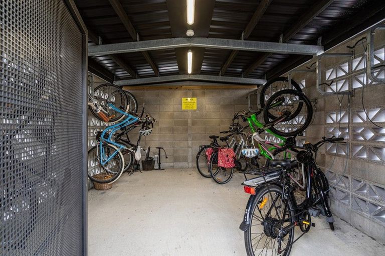 Photo of property in 102/38c Fraser Avenue, Northcote, Auckland, 0627