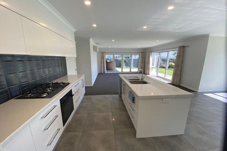 Photo of property in 12 Percy Berry Place, Havelock North, 4130
