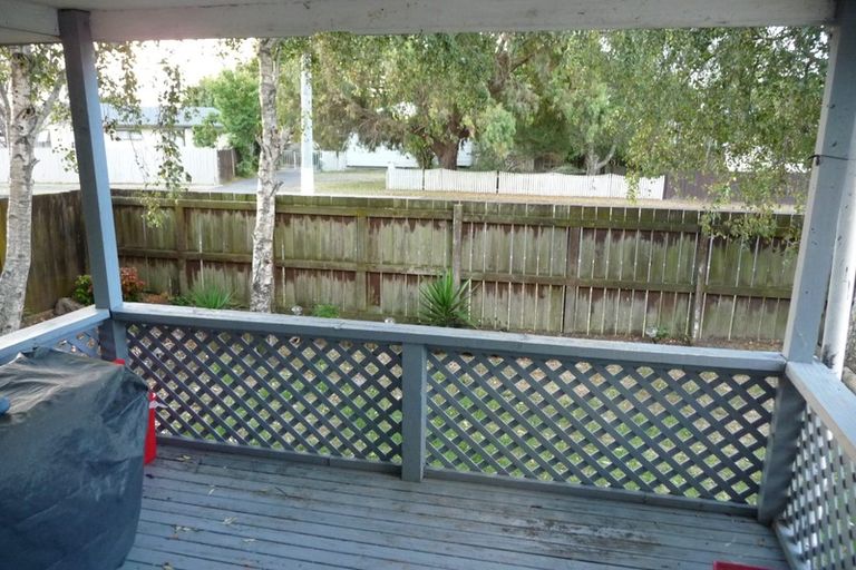 Photo of property in 2/10 Burundi Avenue, Clendon Park, Auckland, 2103