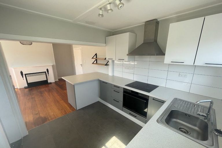 Photo of property in 923 High Street, Avalon, Lower Hutt, 5011