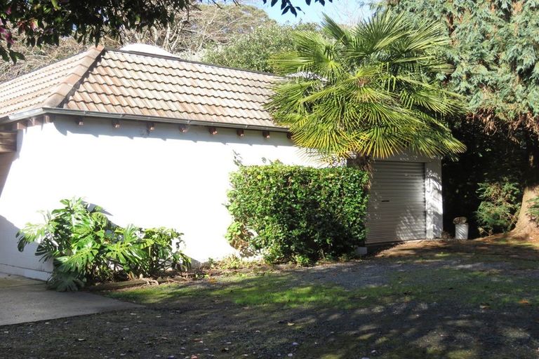 Photo of property in 25 Heatherlea Road East, Levin, 5571