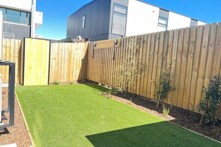 Photo of property in 5/8b Taramea Place, Addington, Christchurch, 8024
