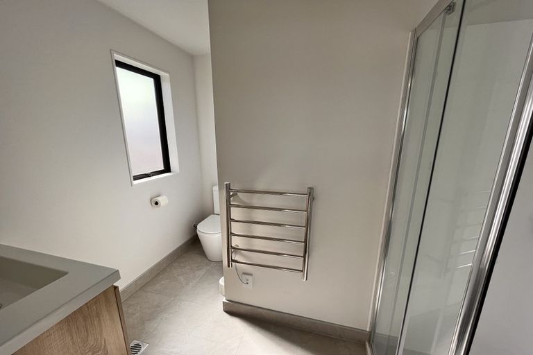 Photo of property in 12 Albert Pryor Avenue, Henderson, Auckland, 0612