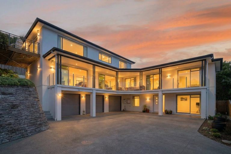 Photo of property in 124a Centaurus Road, Huntsbury, Christchurch, 8022