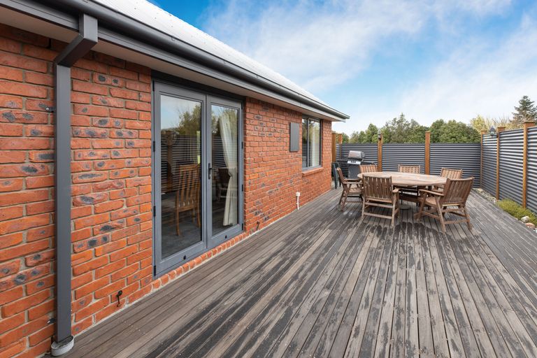 Photo of property in 31 Piako Drive, Darfield, 7571