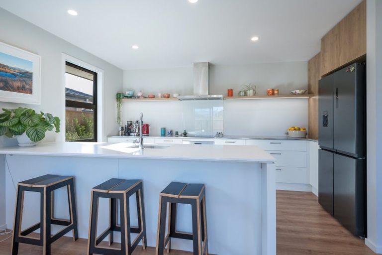 Photo of property in 5 Esher Lane, Richmond, 7020