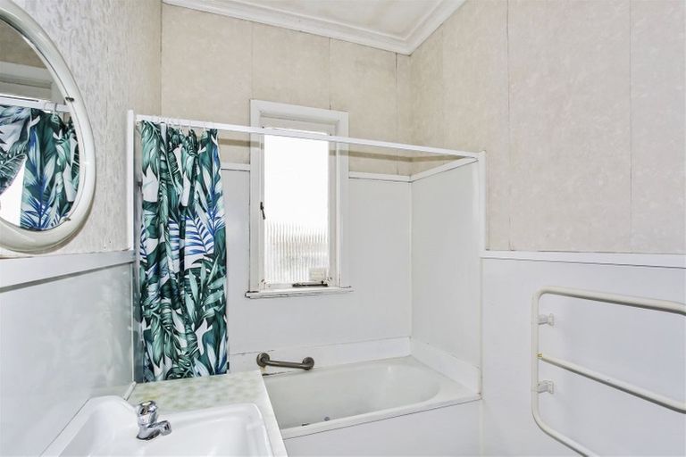 Photo of property in 2 Park Avenue, Tuakau, 2121