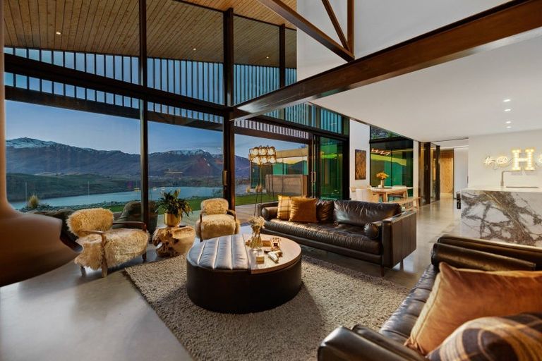 Photo of property in 68 Sicilian Lane, Lake Hayes, Queenstown, 9371