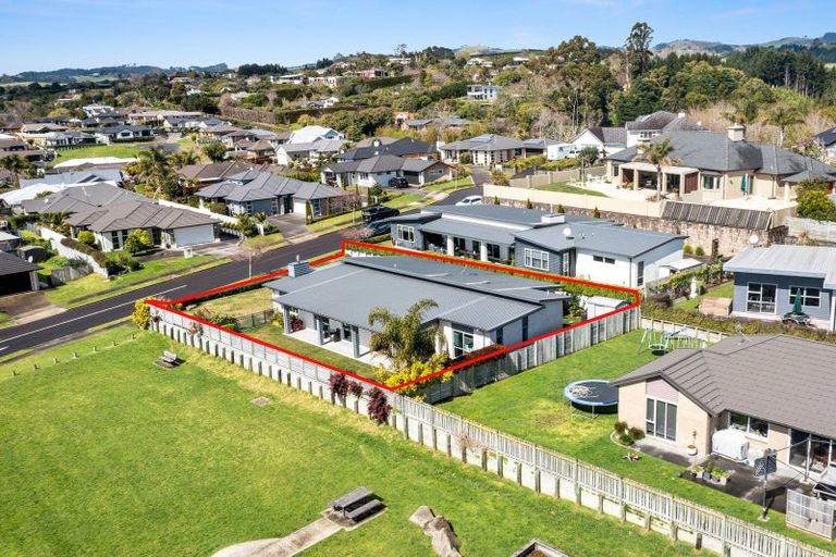 Photo of property in 6 Louise Drive, Ohauiti, Tauranga, 3112