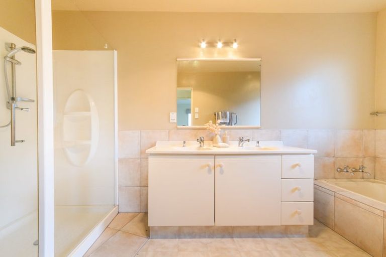 Photo of property in 7 Mercury Street, Milson, Palmerston North, 4414