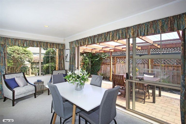 Photo of property in 35a Youngs Road, Papakura, 2110