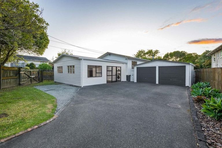 Photo of property in 36 Ladies Mile, Manly, Whangaparaoa, 0930