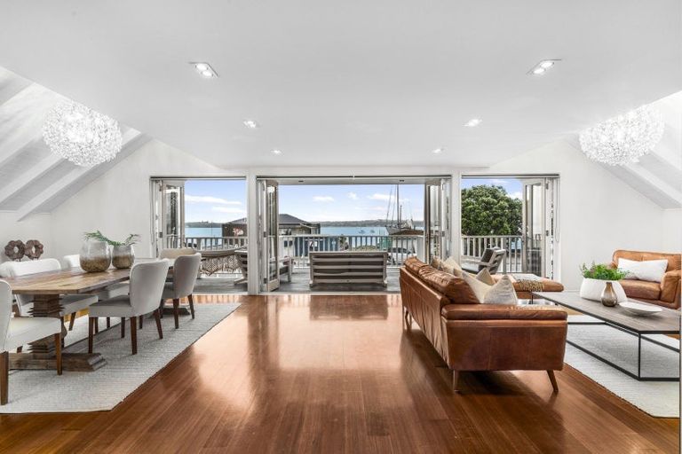 Photo of property in 20 King Edward Parade, Devonport, Auckland, 0624