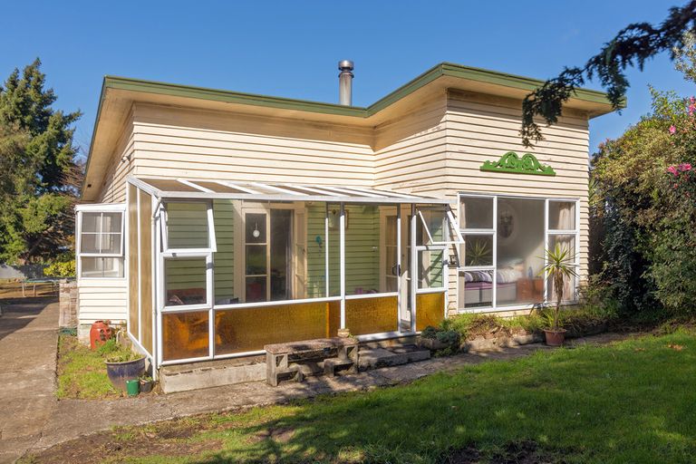 Photo of property in 360 Clayton Road, Pukehangi, Rotorua, 3015