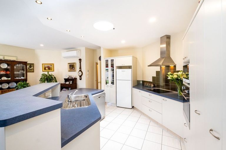 Photo of property in 15 Russell Robertson Drive, Havelock North, 4130