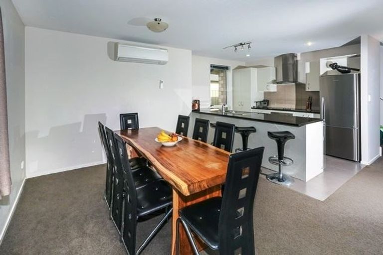 Photo of property in 1 Erceg Way, Rosehill, Papakura, 2113