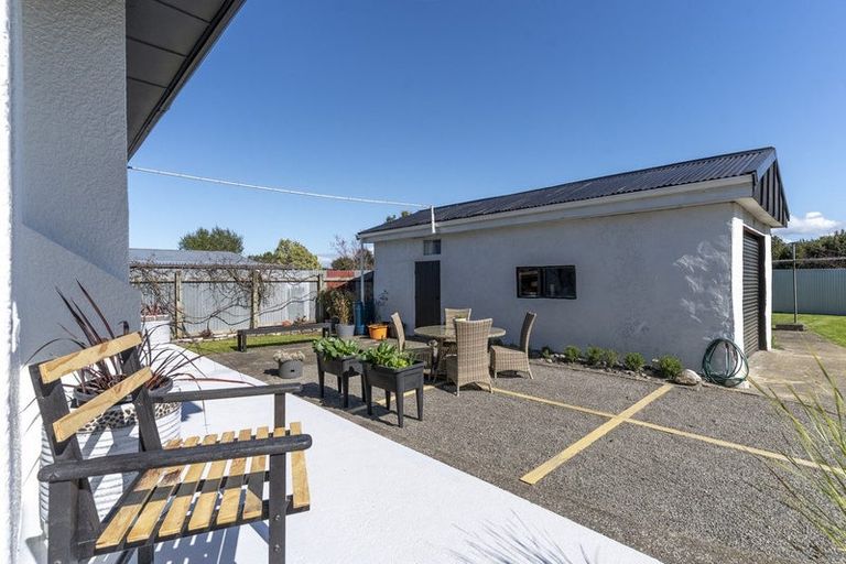 Photo of property in 53 Victoria Street, Carterton, 5713