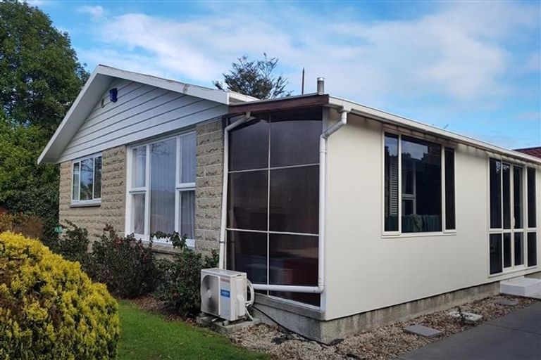 Photo of property in 31 Deepdale Street, Burnside, Christchurch, 8053