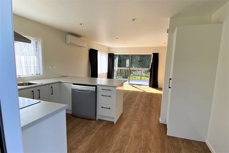 Photo of property in 20 Harbour Crest Drive, Waiuku, 2123