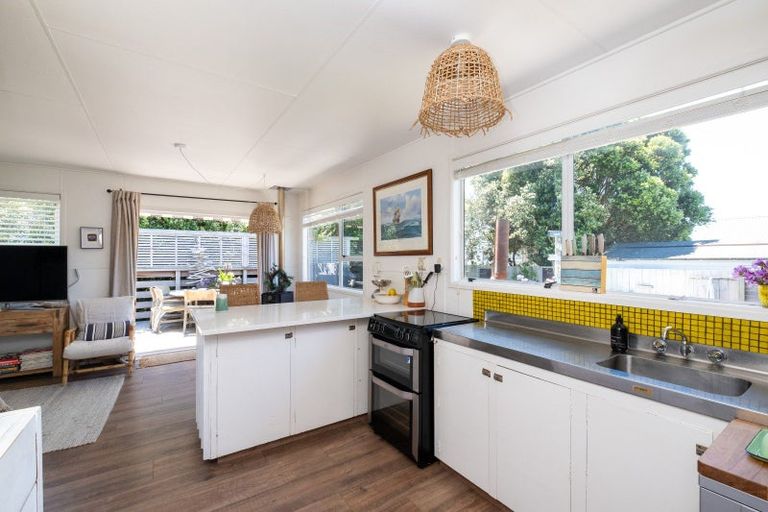 Photo of property in 116 Harper Road, Waimarama, 4294