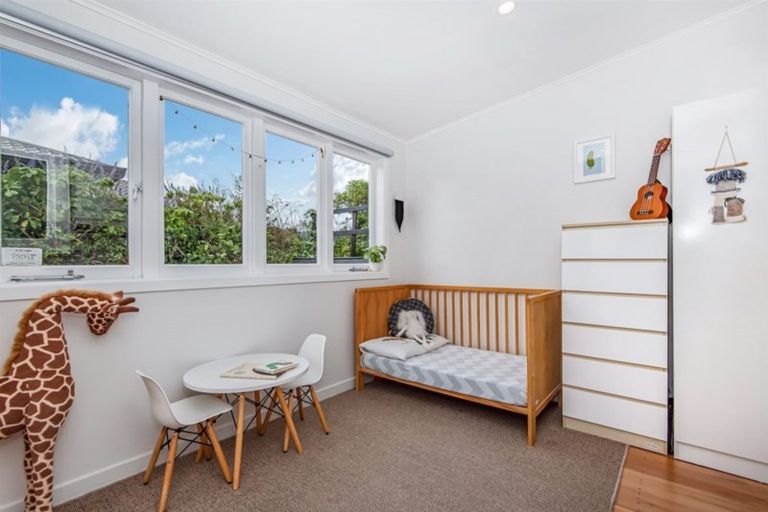 Photo of property in 1/10 Coronation Street, Belmont, Auckland, 0622