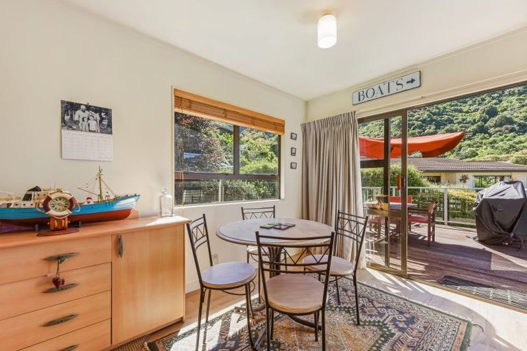 Photo of property in 1 Okiwa Place, Anakiwa, Picton, 7281