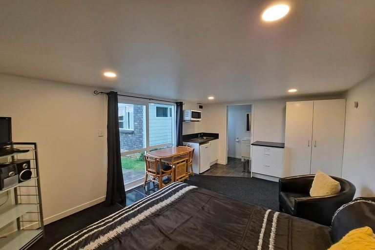 Photo of property in 8 Walmer Grove, Bell Block, New Plymouth, 4312