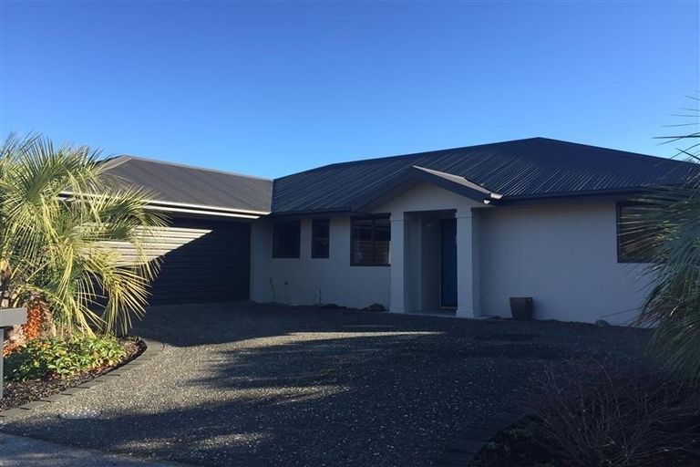 Photo of property in 35 Covent Drive, Stoke, Nelson, 7011