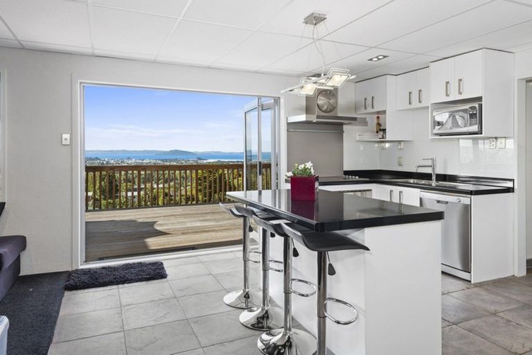 Photo of property in 9 French Place, Tihiotonga, Rotorua, 3015