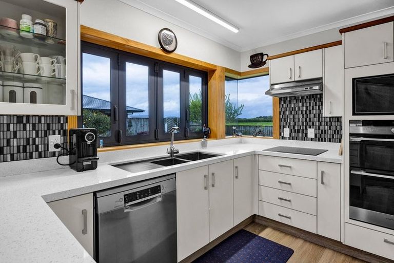 Photo of property in 12 Fantham Street, Hawera, 4610