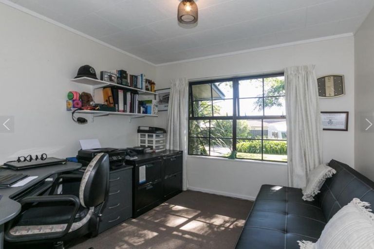 Photo of property in 10 Pomeroy Place, Havelock North, 4130