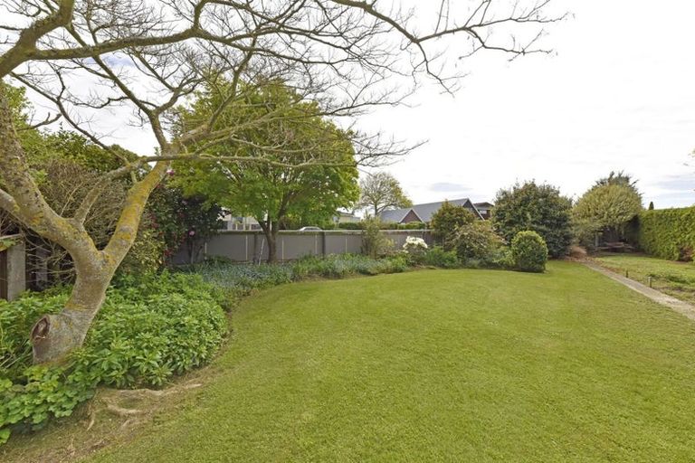 Photo of property in 14 Pound Road, Leeston, 7632