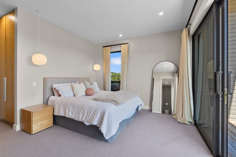 Photo of property in 28 Capriole Crescent, Kingseat, Papakura, 2580