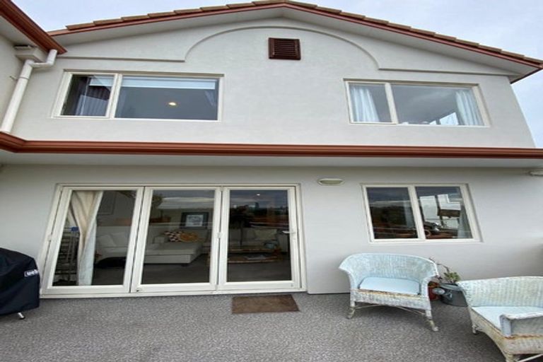 Photo of property in 3/48a Exmouth Road, Northcote, Auckland, 0627