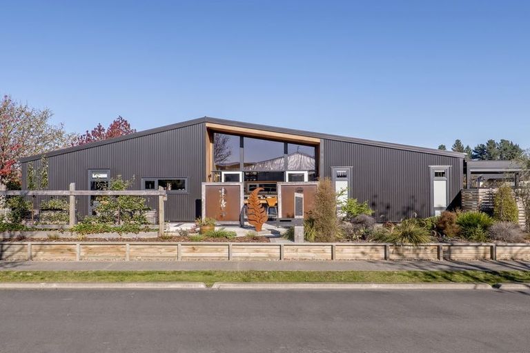 Photo of property in 21 Eyrewell Road, Pegasus, 7612