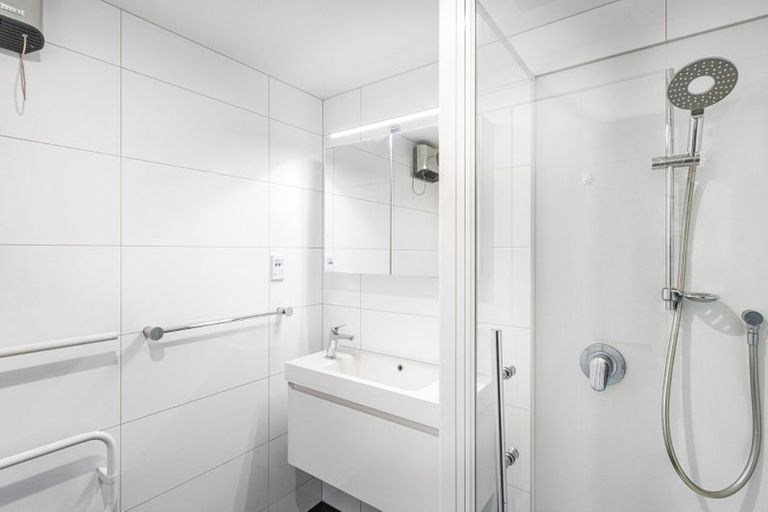 Photo of property in Gloucester Towers, 13/28 Gloucester Street, Christchurch Central, Christchurch, 8013