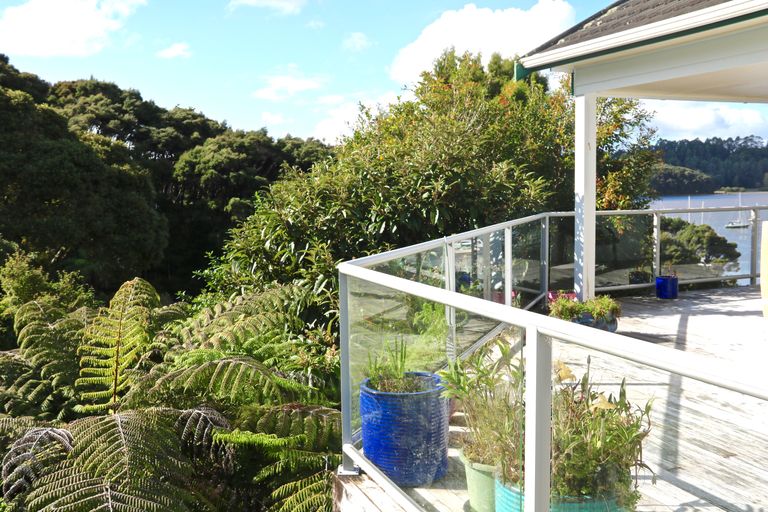 Photo of property in 18 Kennedy Street, Opua, 0200
