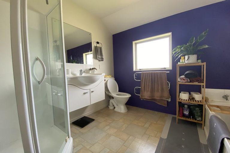 Photo of property in 1b Bould Street, Johnsonville, Wellington, 6037