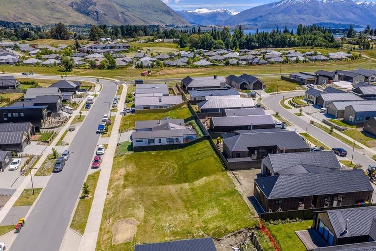 Photo of property in 51 Avalon Station Drive, Wanaka, 9305