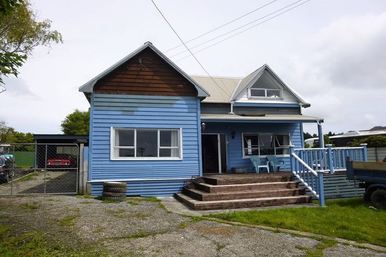 Photo of property in 3 Cadman Street, Runanga, 7803