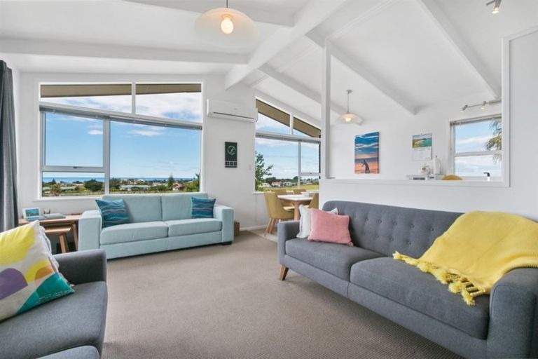 Photo of property in 56 The Crescent, Waihi Beach, 3611